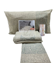 Carica l'immagine nel visualizzatore di Gallery, Completo Lenzuola Matrimoniale Plaza Via Roma 60 Verde