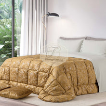 Carica l'immagine nel visualizzatore di Gallery, Trapunta Riad In Velluto Rosso