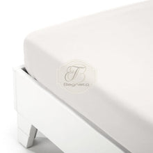 Carica l'immagine nel visualizzatore di Gallery, Lenzuolo Sotto Con Angoli Tinta Unita In Cotone Bianco / Singolo Lenzuola