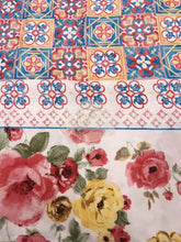 Carica l'immagine nel visualizzatore di Gallery, Tovaglia Antimacchia Floral Mattonella Via Roma 60