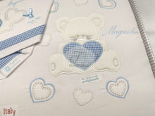 Carica l&#39;immagine nel visualizzatore di Gallery, Carrozzina Sfoderabile Più Lenzuola Coordinate Teddy Heart
