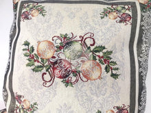 Carica l&#39;immagine nel visualizzatore di Gallery, Cuscino Sweet Brown Christmas
