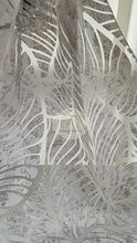 Carica l&#39;immagine nel visualizzatore di Gallery, Tenda Wave Ud 0312 Via Roma 60 Bianco E Tortora Marmorizzato 0101 Tende
