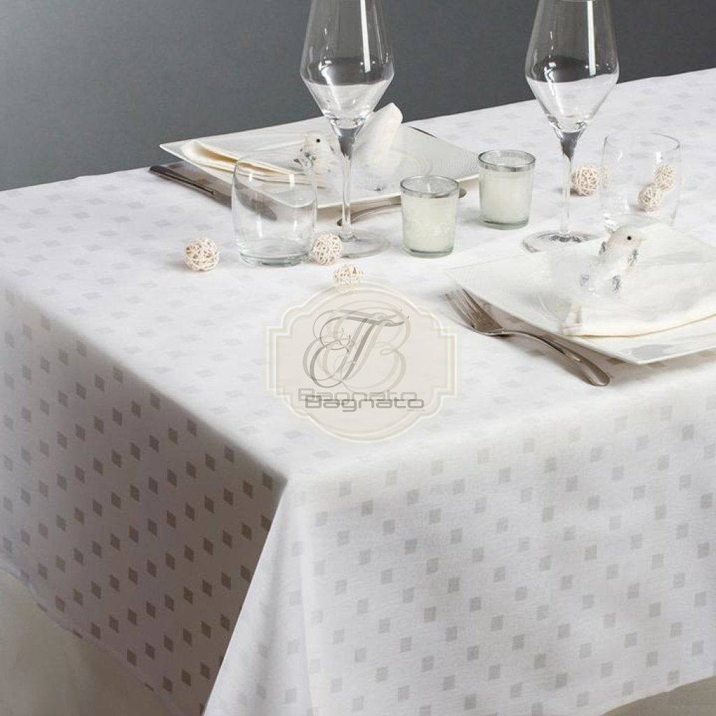 Tovaglia Con Tovaglioli Damina Bianca