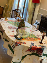 Carica l&#39;immagine nel visualizzatore di Gallery, Tovaglia Christmas Santa Claus
