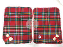 Carica l&#39;immagine nel visualizzatore di Gallery, Tris Centrini Tartan Con Fiocco
