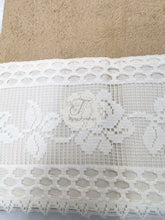 Carica l&#39;immagine nel visualizzatore di Gallery, Asciugamano Lovely 1+1 Tortora E Bianco Asciugamani
