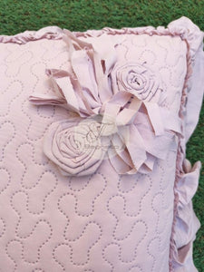 Cuscino Arredo Volant Rosa