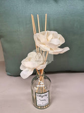 Carica l&#39;immagine nel visualizzatore di Gallery, Diffusore Fragranza Preziosa White Flower Diffusore
